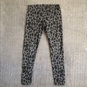 🧜🏼‍♀️bundle 3 for $15 listing!🧜🏼‍♀️ total girl legging